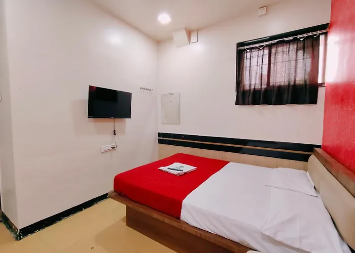 Malhar Guest House