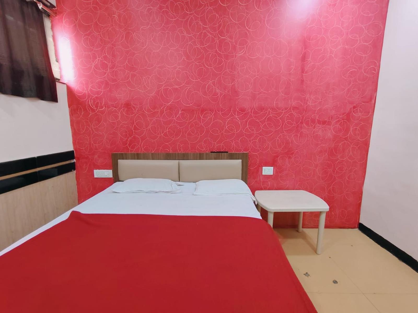 Guest house Malhar *