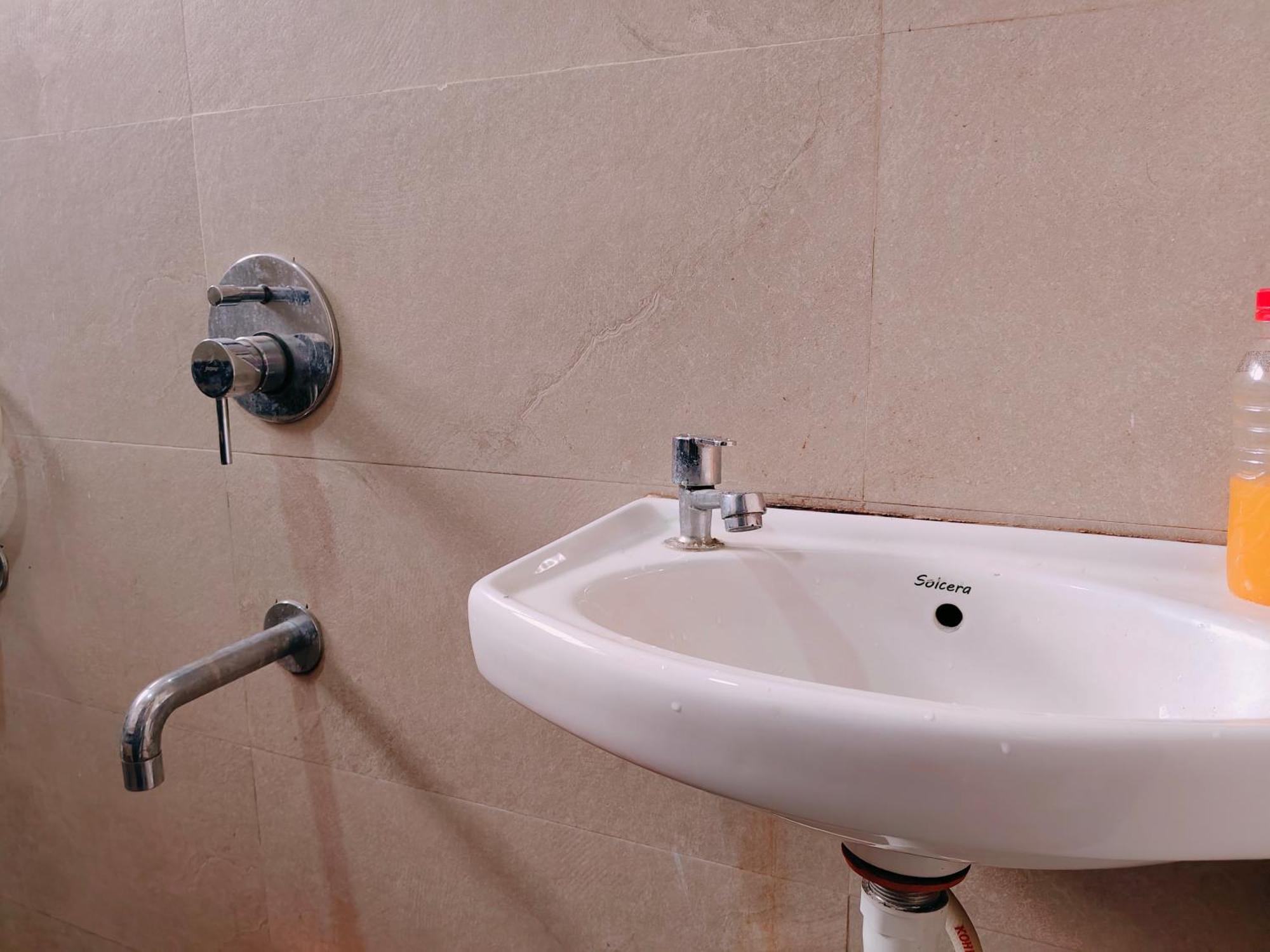 Malhar Guest house